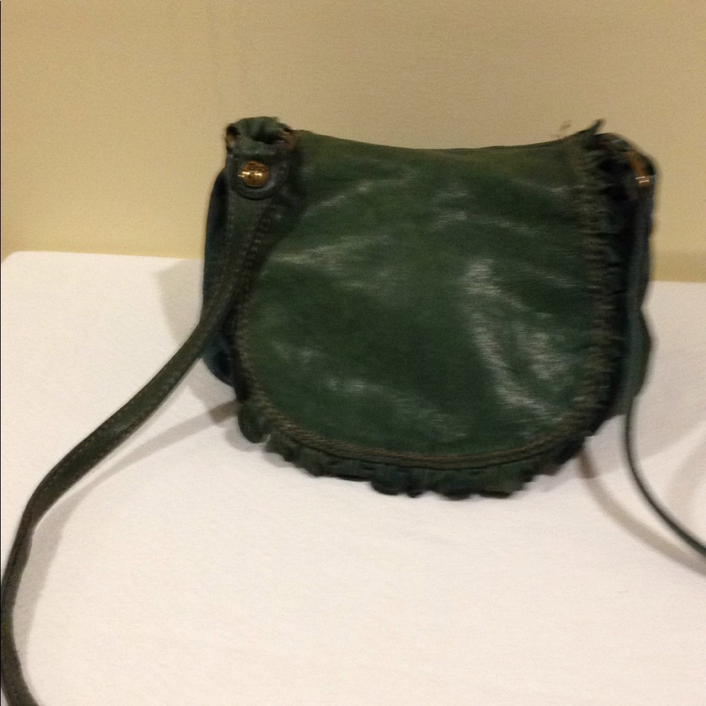 ☘️LUCKY BRAND cute Green purse 👛